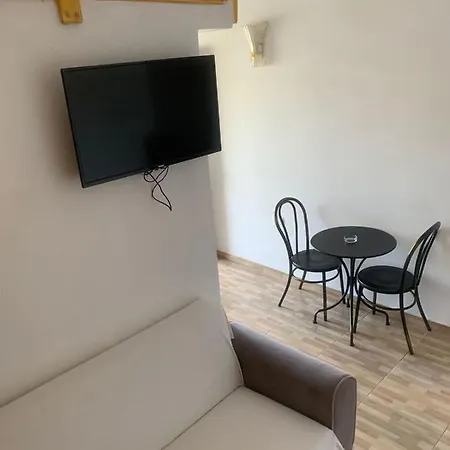 Vila Mario Ksamil