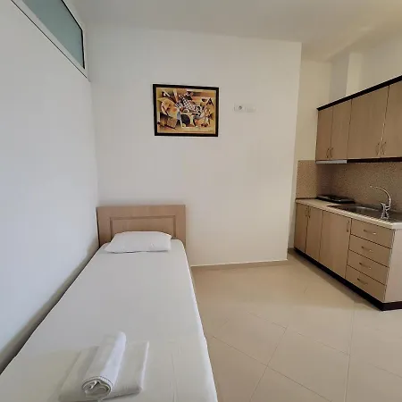 Aparthotel Vila Mario Ksamil