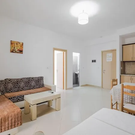 Vila Mario