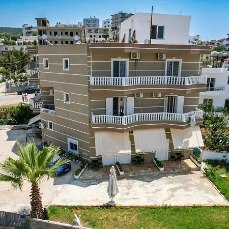 Aparthotel Vila Mario *