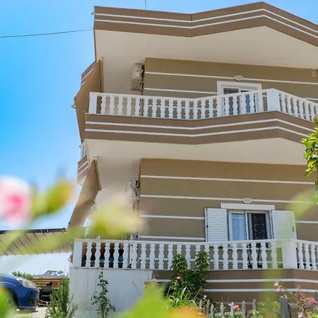 Aparthotel Vila Mario